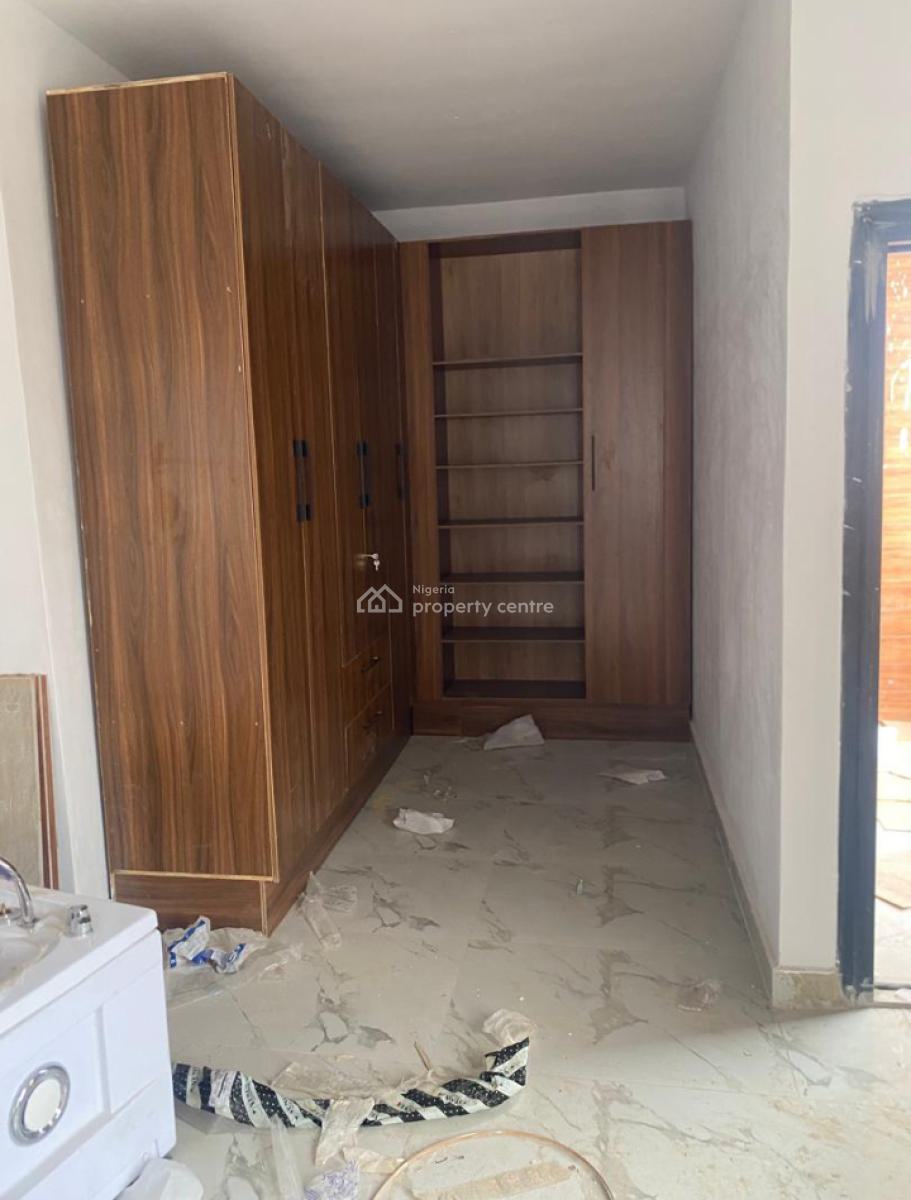 Elegantly Built 5 Bedroom Detached Duplex + a Room Bq & a Gatehouse, Omole Phase 2, Ikeja, Lagos, Detached Duplex for Sale