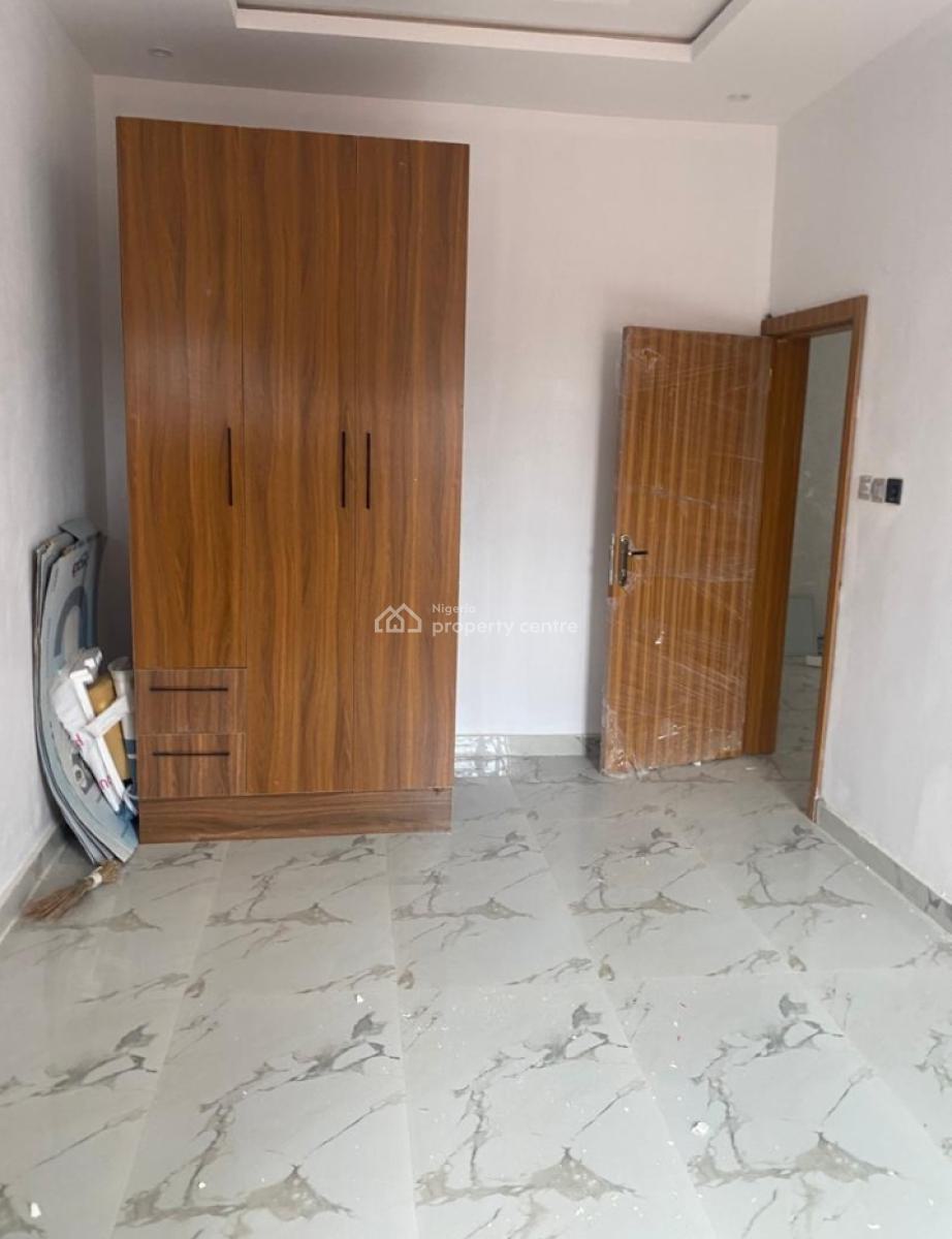Elegantly Built 5 Bedroom Detached Duplex + a Room Bq & a Gatehouse, Omole Phase 2, Ikeja, Lagos, Detached Duplex for Sale