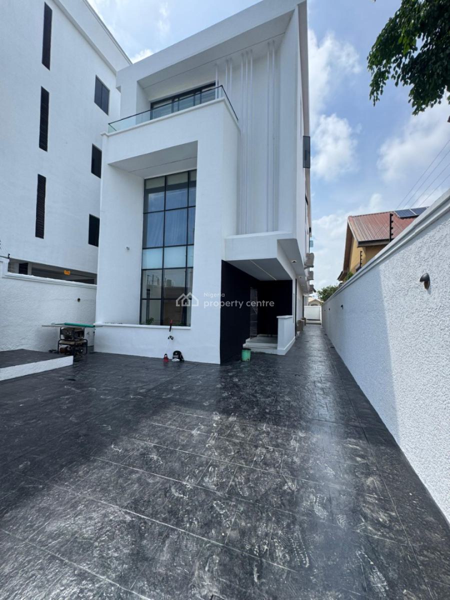 Aesthetically Pleasing 4 Bedroom Detached Duplex with Swimming Pool, Lekki Phase 1, Lekki, Lagos, Detached Duplex for Sale
