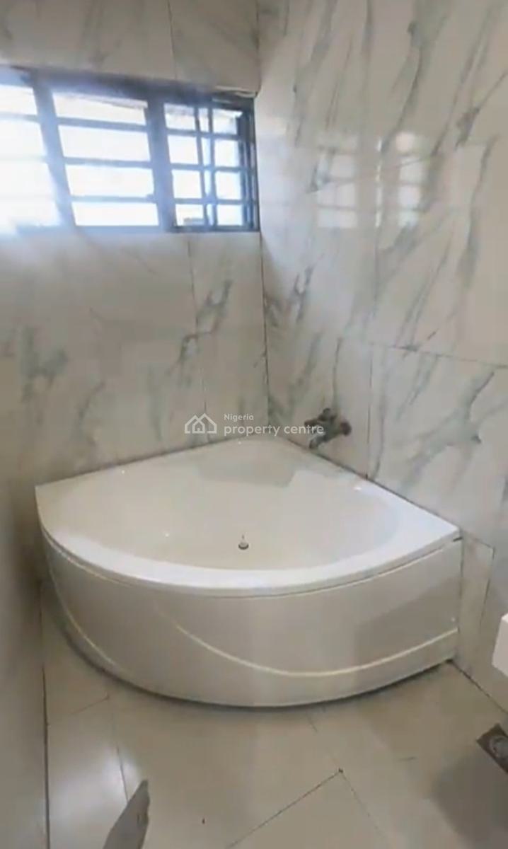 Massive Masters Bedroom with Big Balcony, Orchid Road, Lekki, Lagos, Self Contain (single Rooms) for Rent