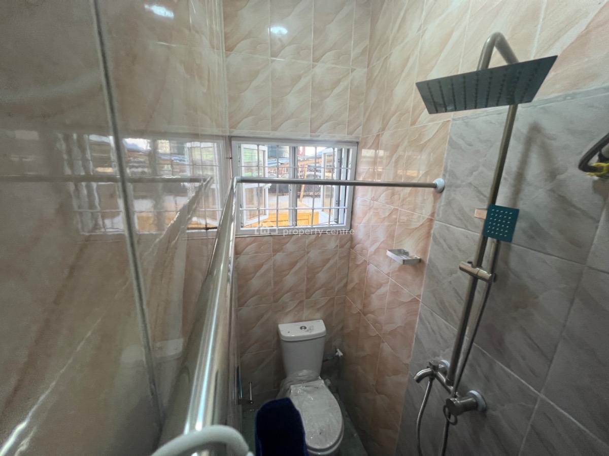Luxury Spacious Room and Parlor; Mini Flat, Osapa, Lekki, Lagos, Mini Flat (room and Parlour) for Rent