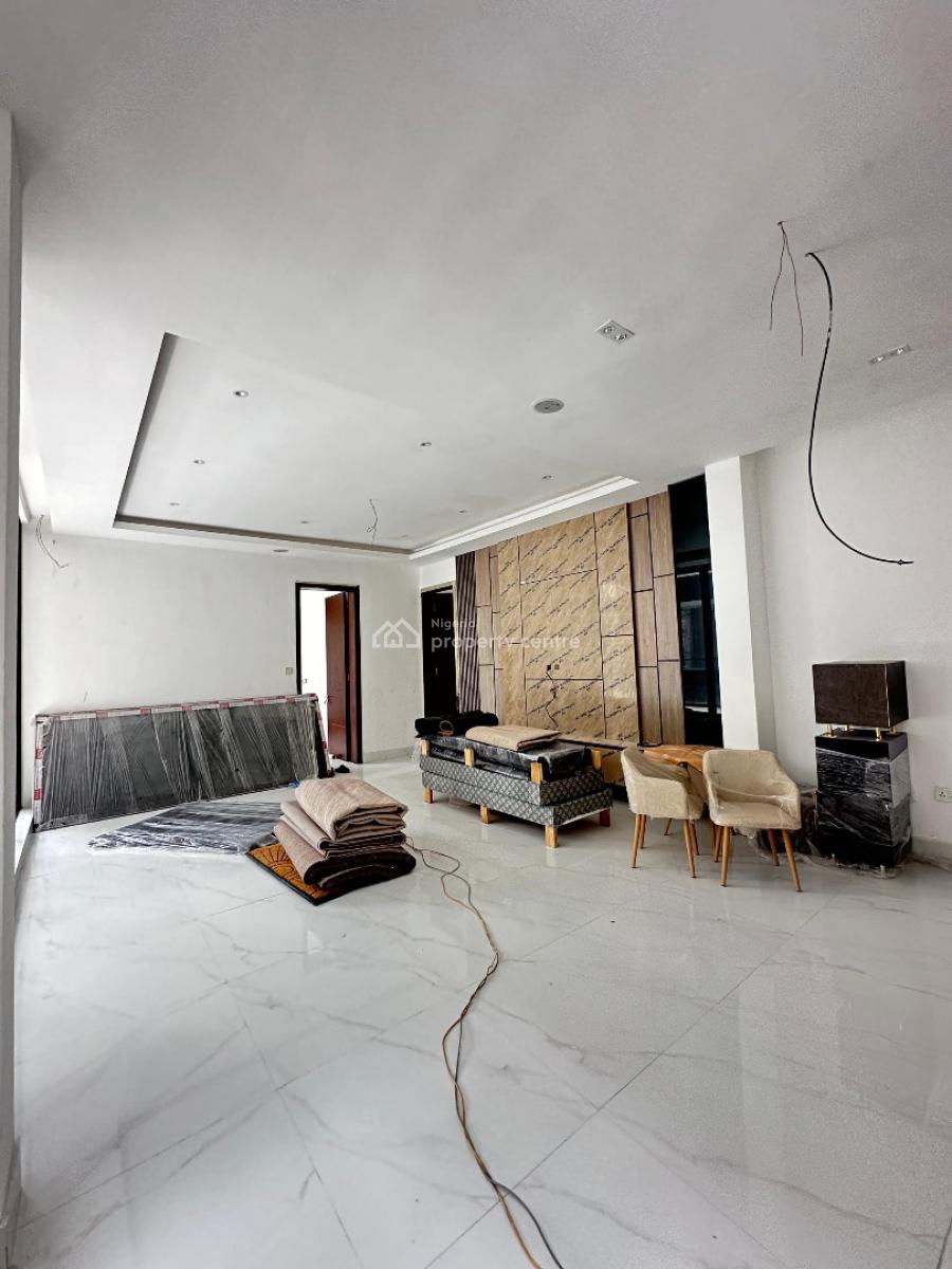 Exquisite 3 Bedroom Apartment with Swimming Pool and Gym, Lekki Phase 1, Lekki, Lagos, Block of Flats for Sale