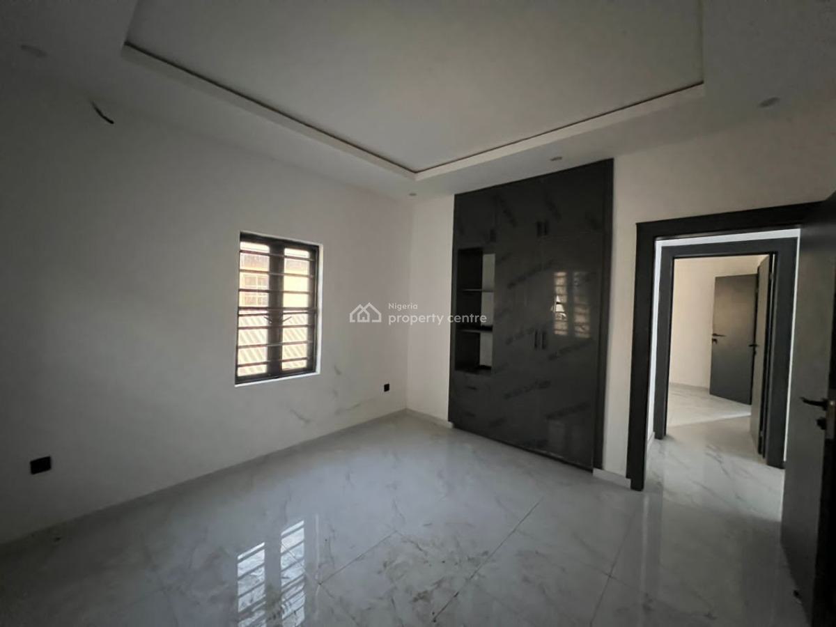 2 Bedroom Apartment, Lekki Phase 1, Lekki, Lagos, Flat / Apartment for Rent