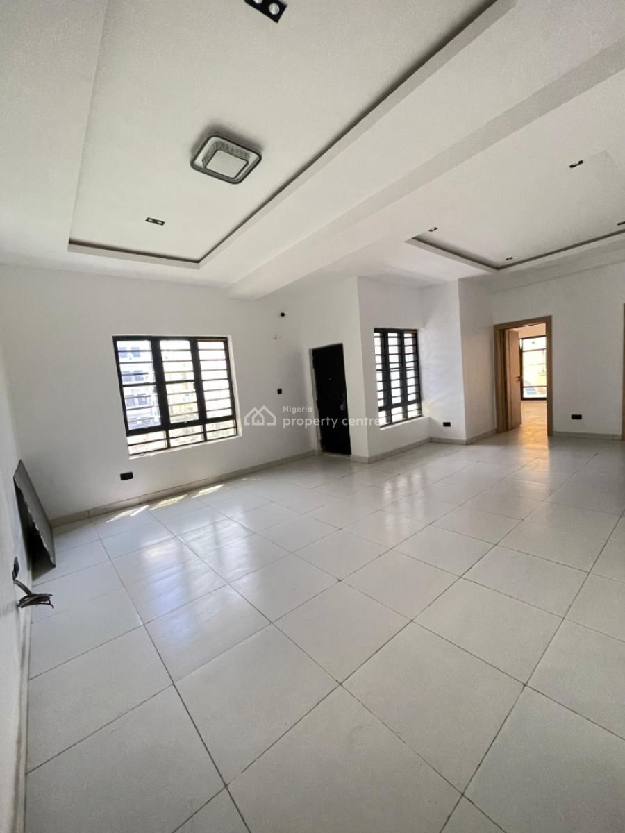 Beautiful 2 Bedroom Apartment Within a Rapidly Appreciating Area, Ologolo, Lekki, Lagos, Flat / Apartment for Sale