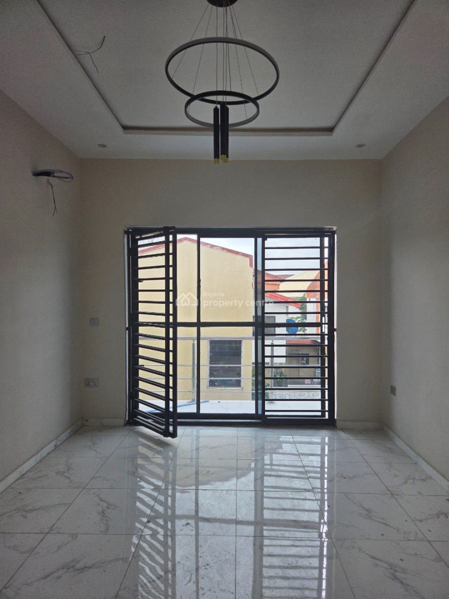 a Brand New 4 Bedroom  Semi-detached Duplex with a Room Bq, Lekki Phase 1, Lekki, Lagos, Semi-detached Duplex for Rent