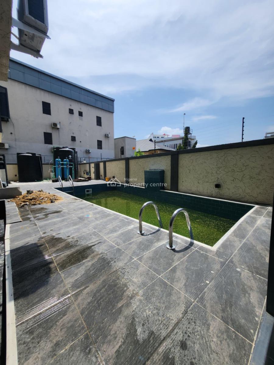 Luxurious Masters Newly Built Spacious 2 Bedrooms Apartment, in a Secured Service Estate, Lekki Phase 1, Lekki, Lagos, Flat / Apartment for Rent