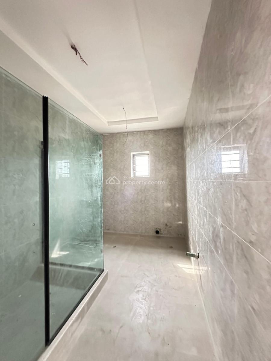 Luxurious 4 Bedroom Semidetached Duplex with Bq., Lekki Phase 1, Lekki, Lagos, Semi-detached Duplex for Sale