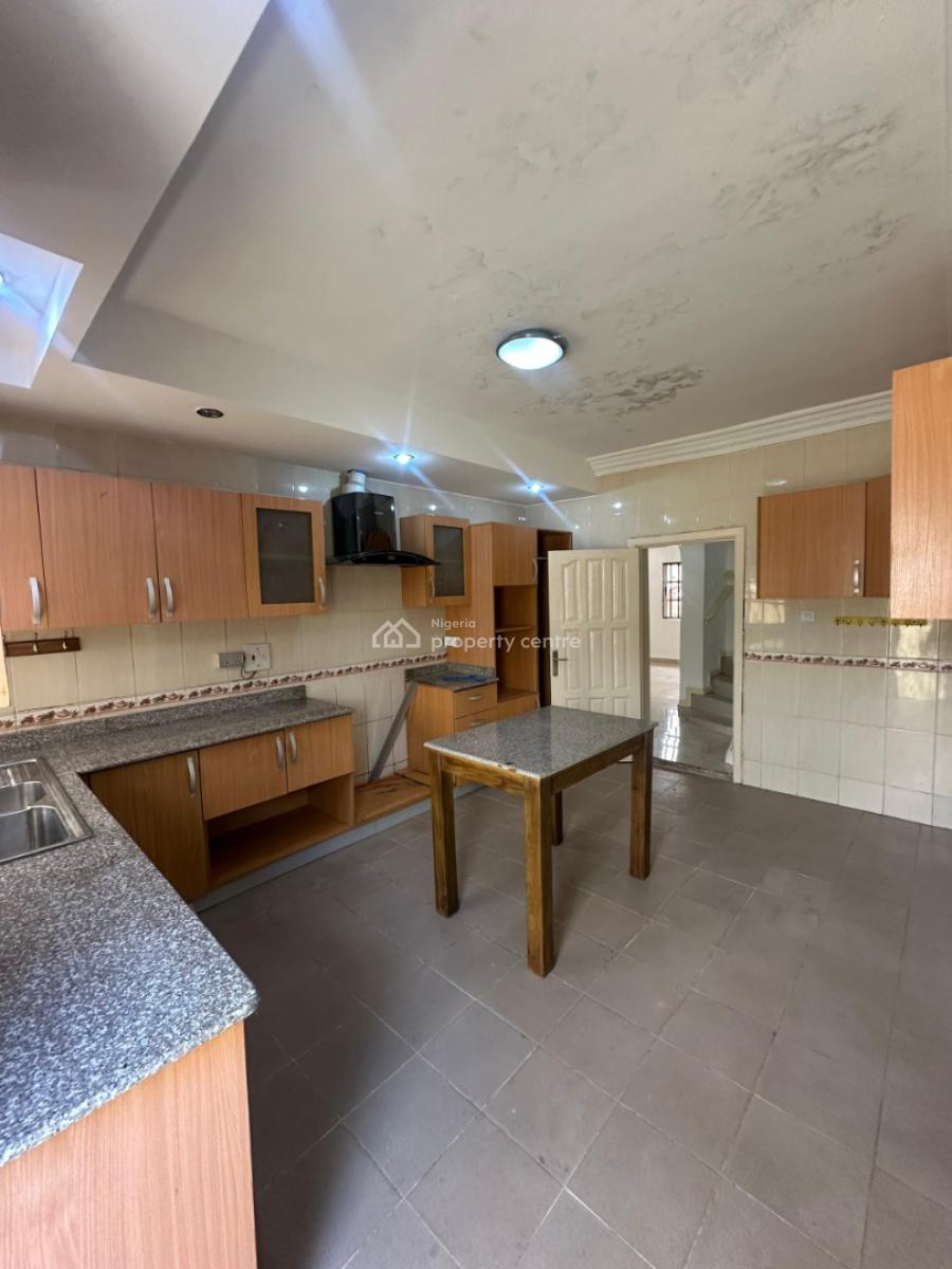 Renovated and Spacious 5 Bedroom Detached Duplex and a Self Contain Bq, Main, Vgc, Lekki, Lagos, Detached Duplex for Rent