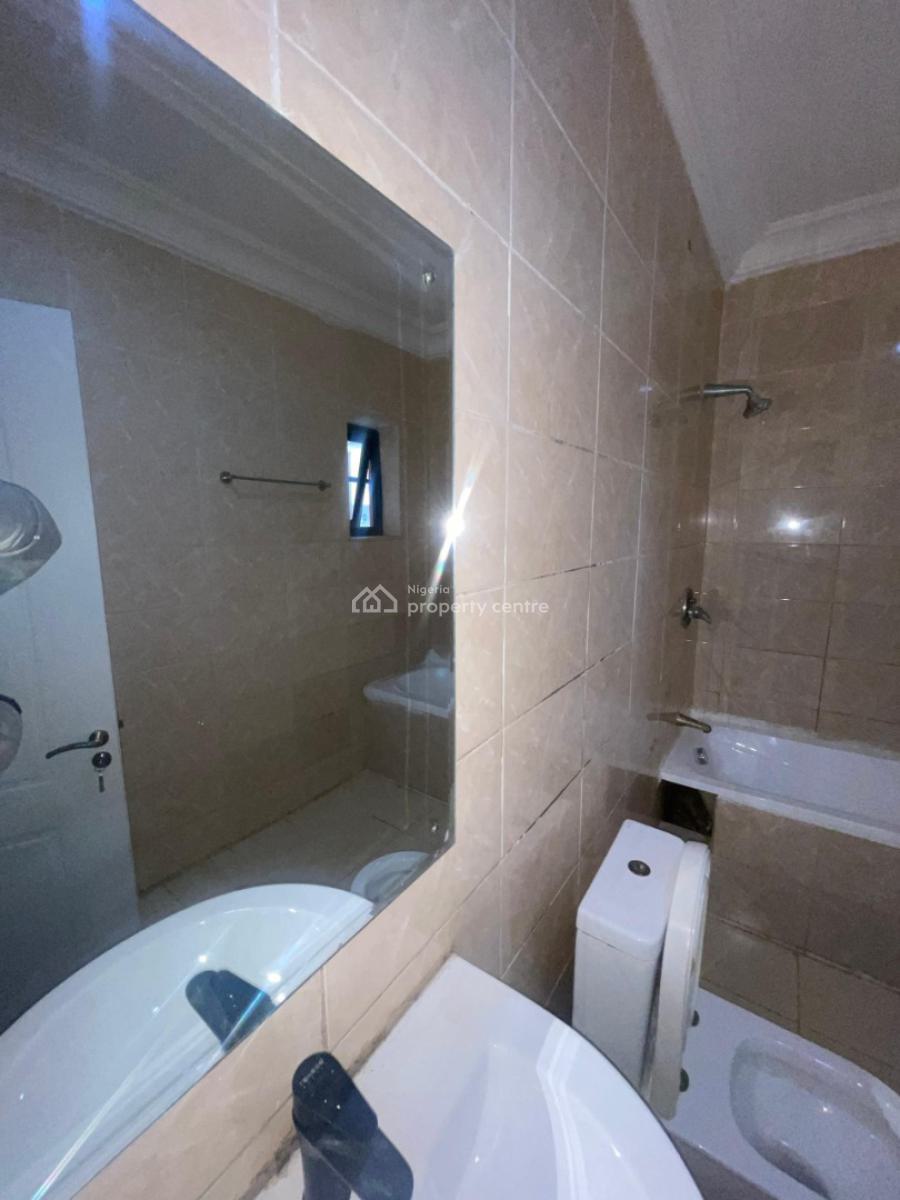 Fantastic 4 Bedroom Terrace Duplex with Bq, Chevron Drive, Lekki Expressway, Lekki, Lagos, Terraced Duplex for Rent