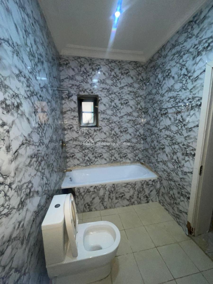 Fantastic 4 Bedroom Terrace Duplex with Bq, Chevron Drive, Lekki Expressway, Lekki, Lagos, Terraced Duplex for Rent