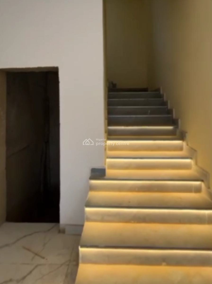 6bedroom Elevator Fully Fitted Kitchen Available, Utako District, Utako, Abuja, Detached Duplex for Sale