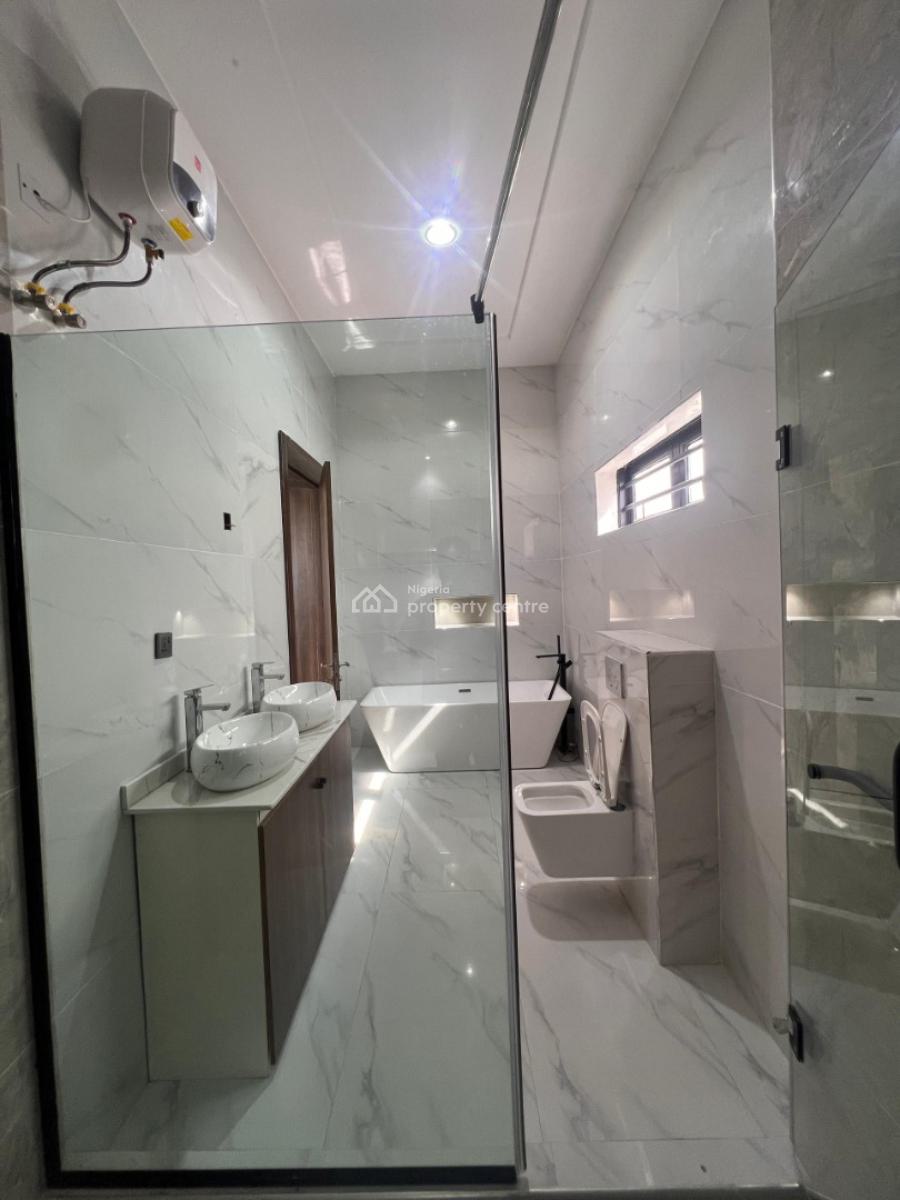 Exquisite Block of Flats in Prime Location for Investment, Lekki Phase 1, Lekki, Lagos, Block of Flats for Sale