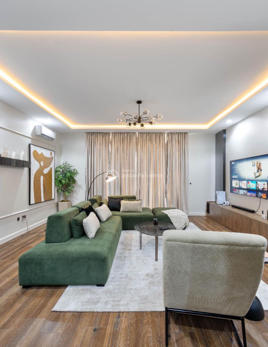 Beautiful 2 Bedroom Apartment, Lekki Phase 1, Lekki, Lagos, Flat / Apartment Short Let