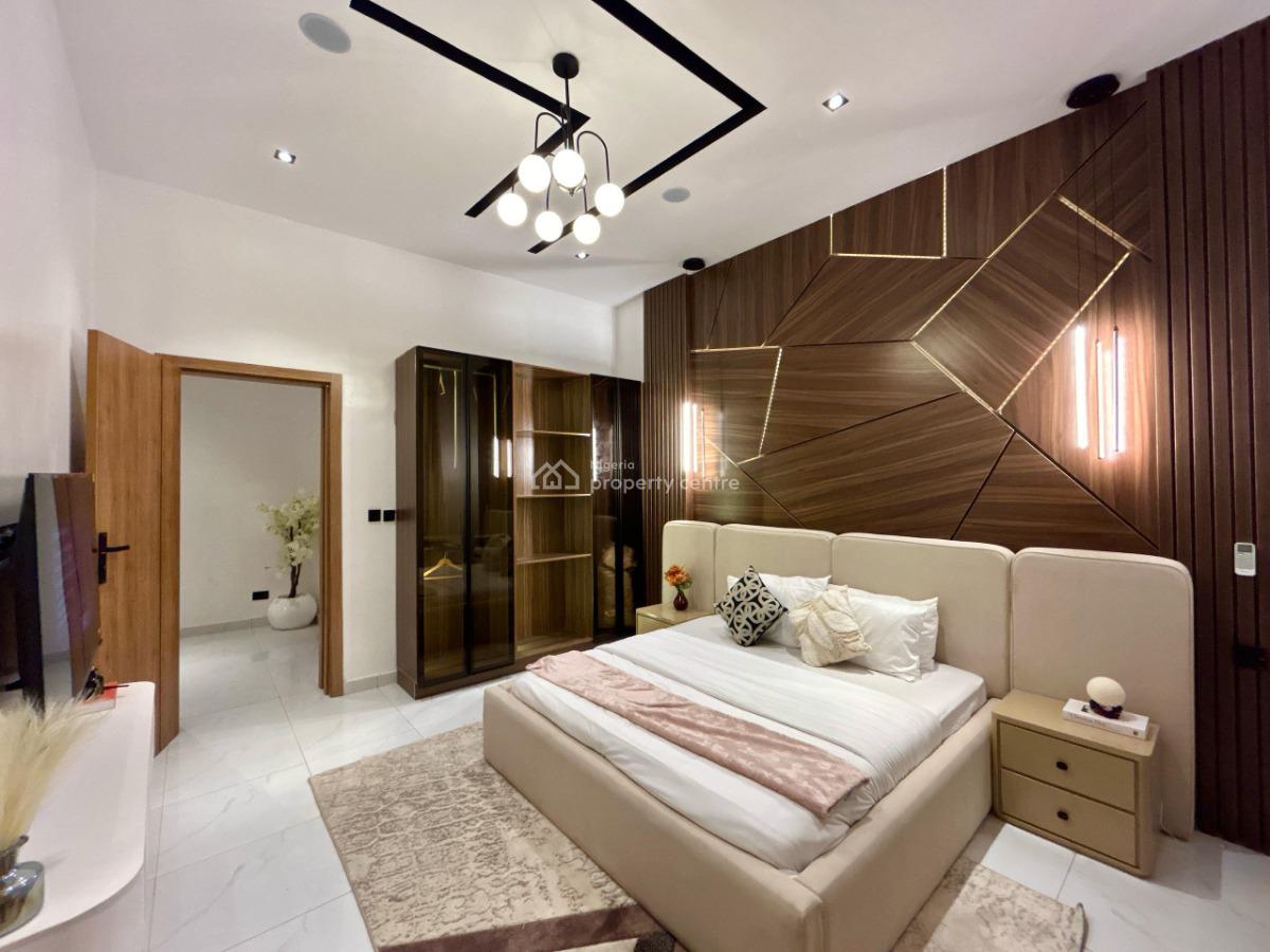 Luxury Three Bedroom Apartment with Ps5, Pool,private Balcony Access, Ikate, Lekki, Lagos, Flat / Apartment Short Let