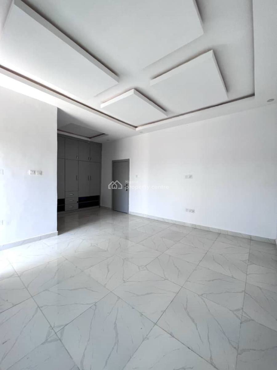Beautifully Built 6 Bedroom Duplex in a Good Area, Lekki, Lagos, Detached Duplex for Sale