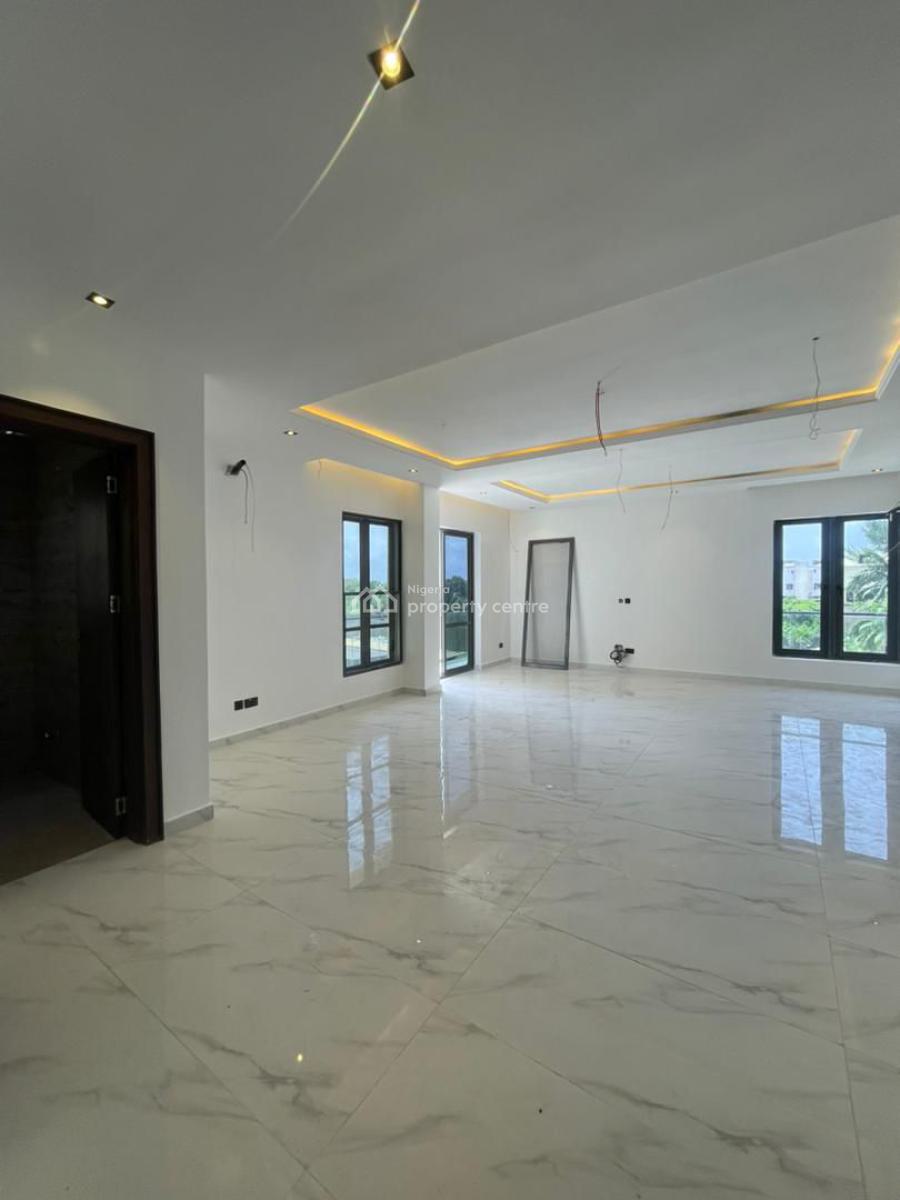 Brand New 2 Bedroom Apartment in a Serene Environment, Admiralty Way, Lekki Phase 1, Lekki, Lagos, Block of Flats for Sale