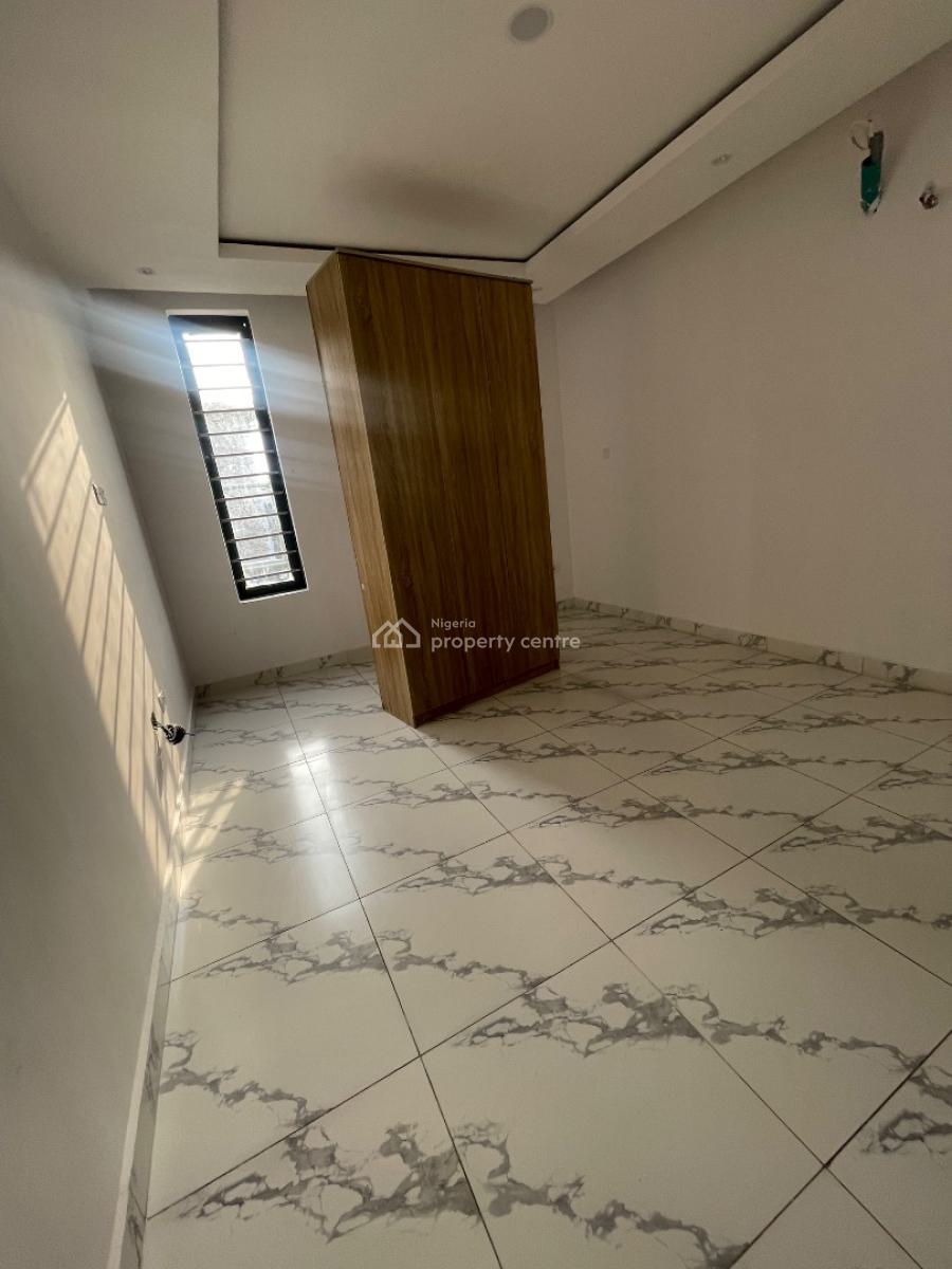 4 Bedroom Semi Detached Duplex, Oyebanji, Ologolo, Lekki, Lagos, Semi-detached Duplex for Sale