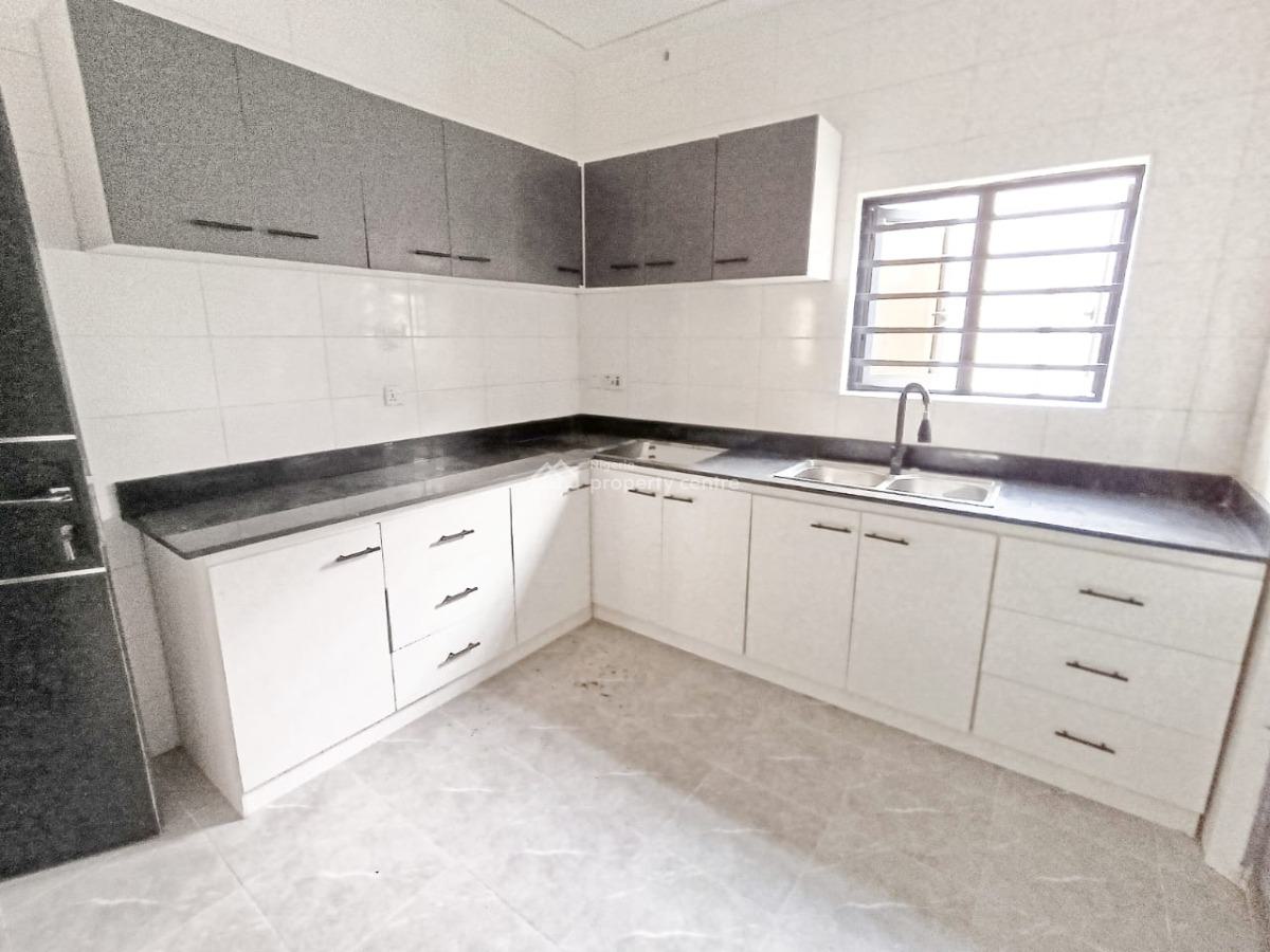 Brand New 2 Bedroom Apartments with Pool & Gym, Ologolo, Lekki, Lagos, Flat / Apartment for Sale