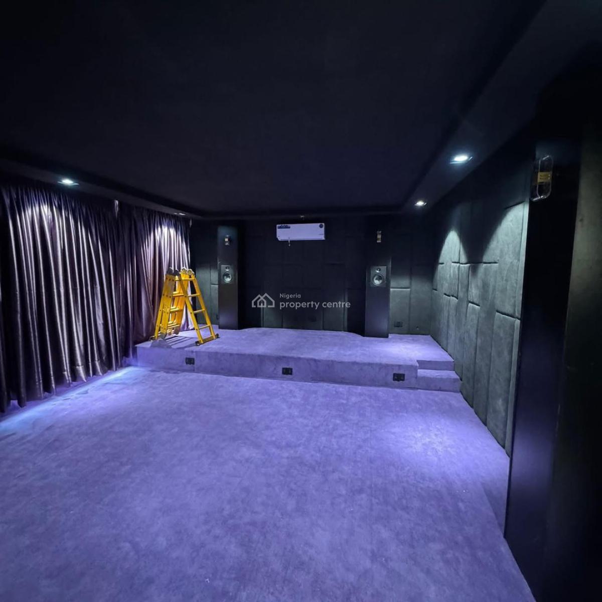 Luxury 4 Bedrooms Duplex in a Good Area, Lekki Phase 1, Lekki, Lagos, Detached Duplex for Sale