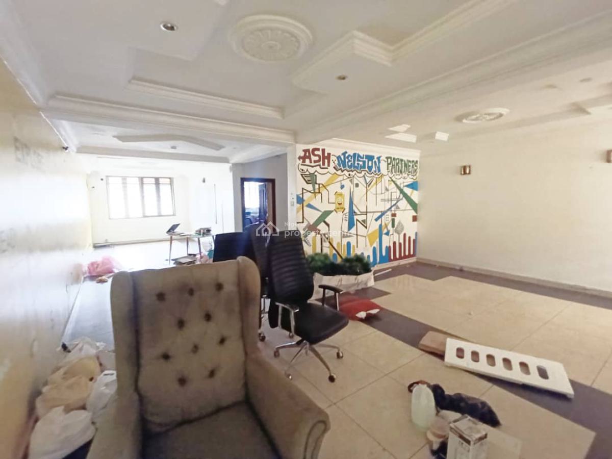 Commercial Self Service 5 Bedroom Terrace, Lekki Phase 1, Lekki, Lagos, Office Space for Rent