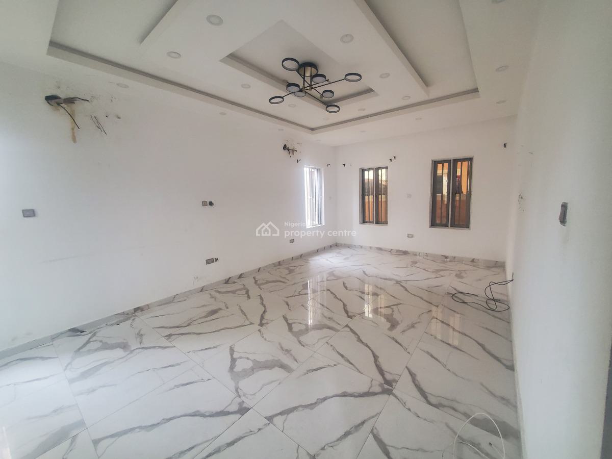 Well Maintained 5 Bedroom Duplex for Commercial Purpose, Ikate, Lekki, Lagos, Commercial Property for Rent