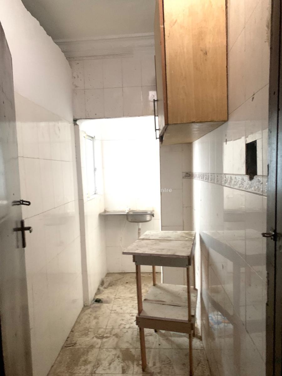 Spacious Self Contain, Thomas Estate, Ajah, Lagos, Flat / Apartment for Rent