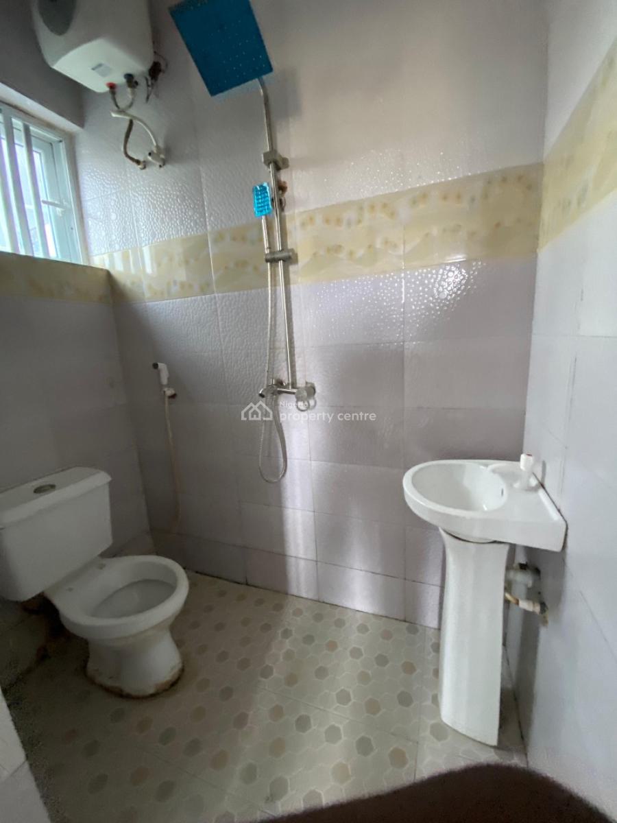 Clean 2-bedroom Apartment, Olokonla, Ajah, Lagos, Flat / Apartment for Rent