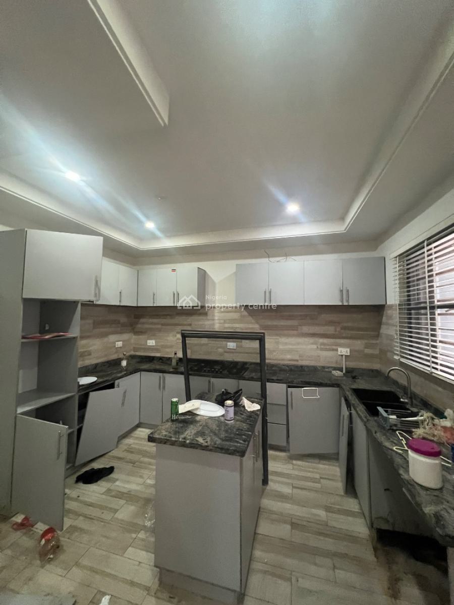 Exquisite 2 Bedroom Apartment, Ilasan, Lekki, Lagos, Flat / Apartment for Rent