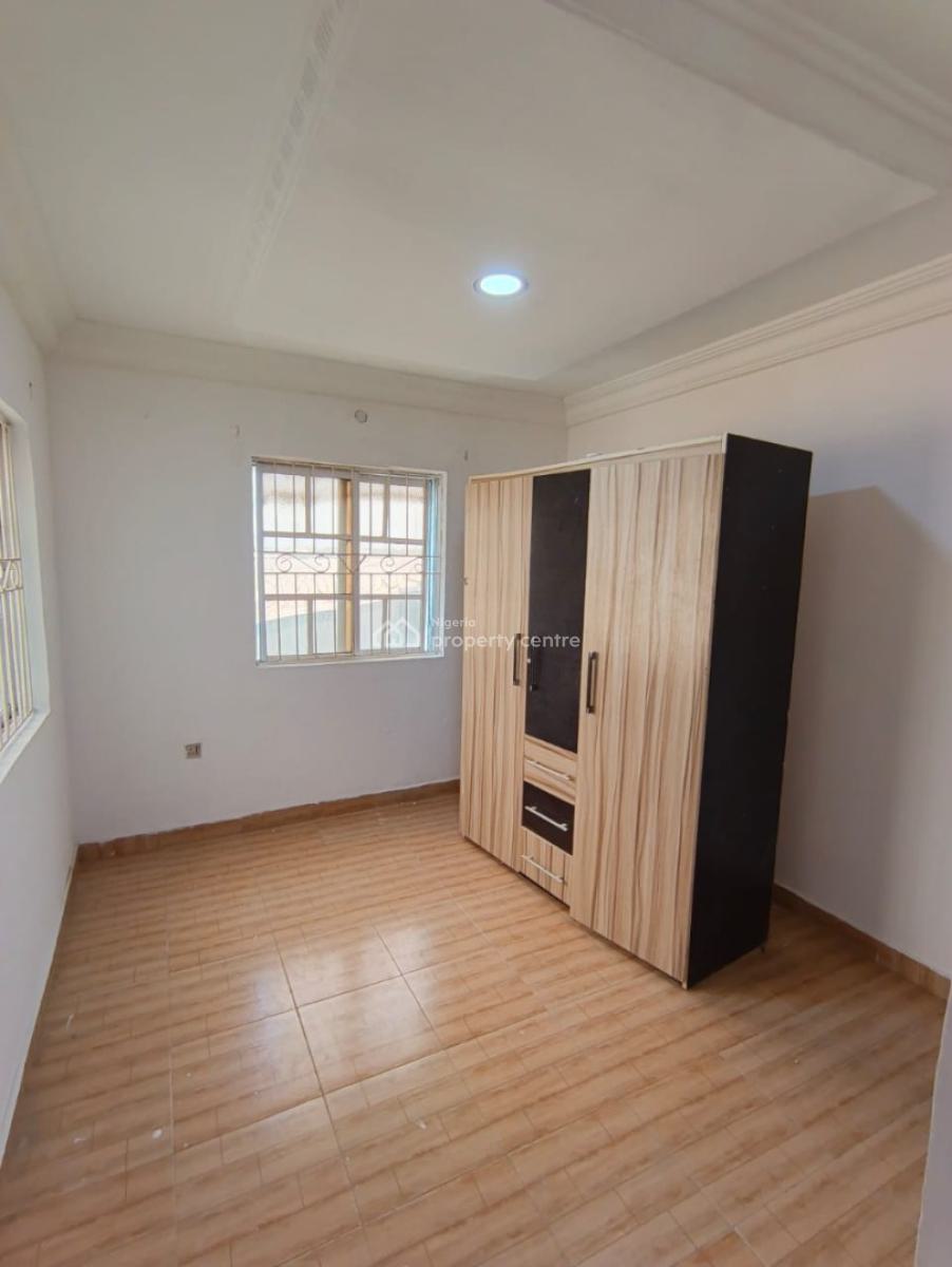 Beautiful 2 Bedroom Flat, Ologolo, Lekki, Lagos, Flat / Apartment for Rent