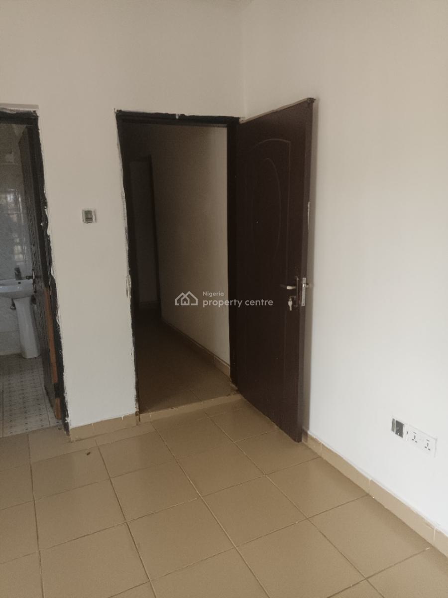 Spacious One Room Studio Apartment, 5th Avenue, Gwarinpa, Abuja, Self Contain (single Rooms) for Rent