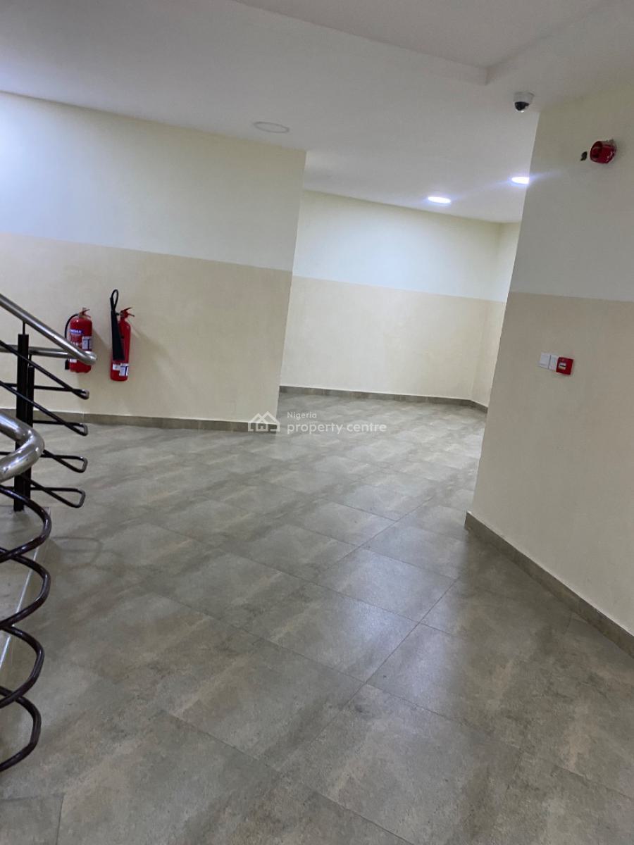 Exquisite Ocean View Spacious 3 Bedroom Maisonatte with a Bq, Admiralty Way, Lekki Phase 1, Lekki, Lagos, Flat / Apartment for Rent
