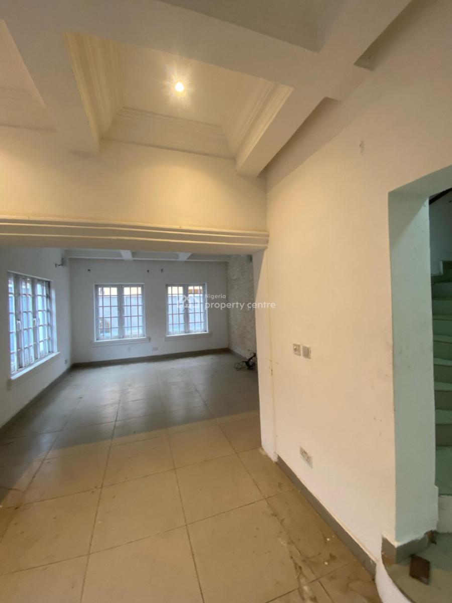 Spacious Retreat: 5-bedroom Fully Detached Duplex with Bq, Ogombo, Ajah, Lagos, Detached Duplex for Rent