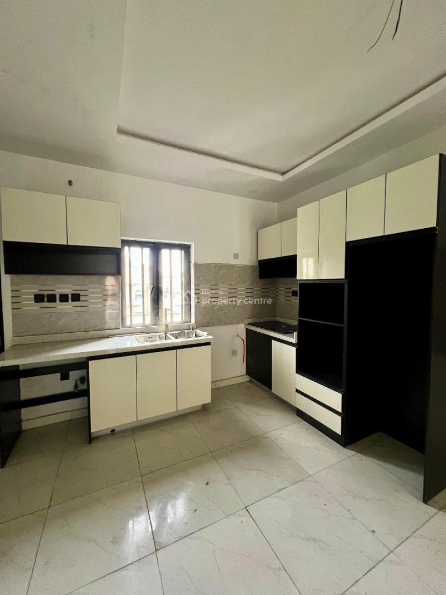 Luxurious 2 Bedrooms Apartment with Elevator, Ikate, Lekki, Lagos, Flat / Apartment for Sale