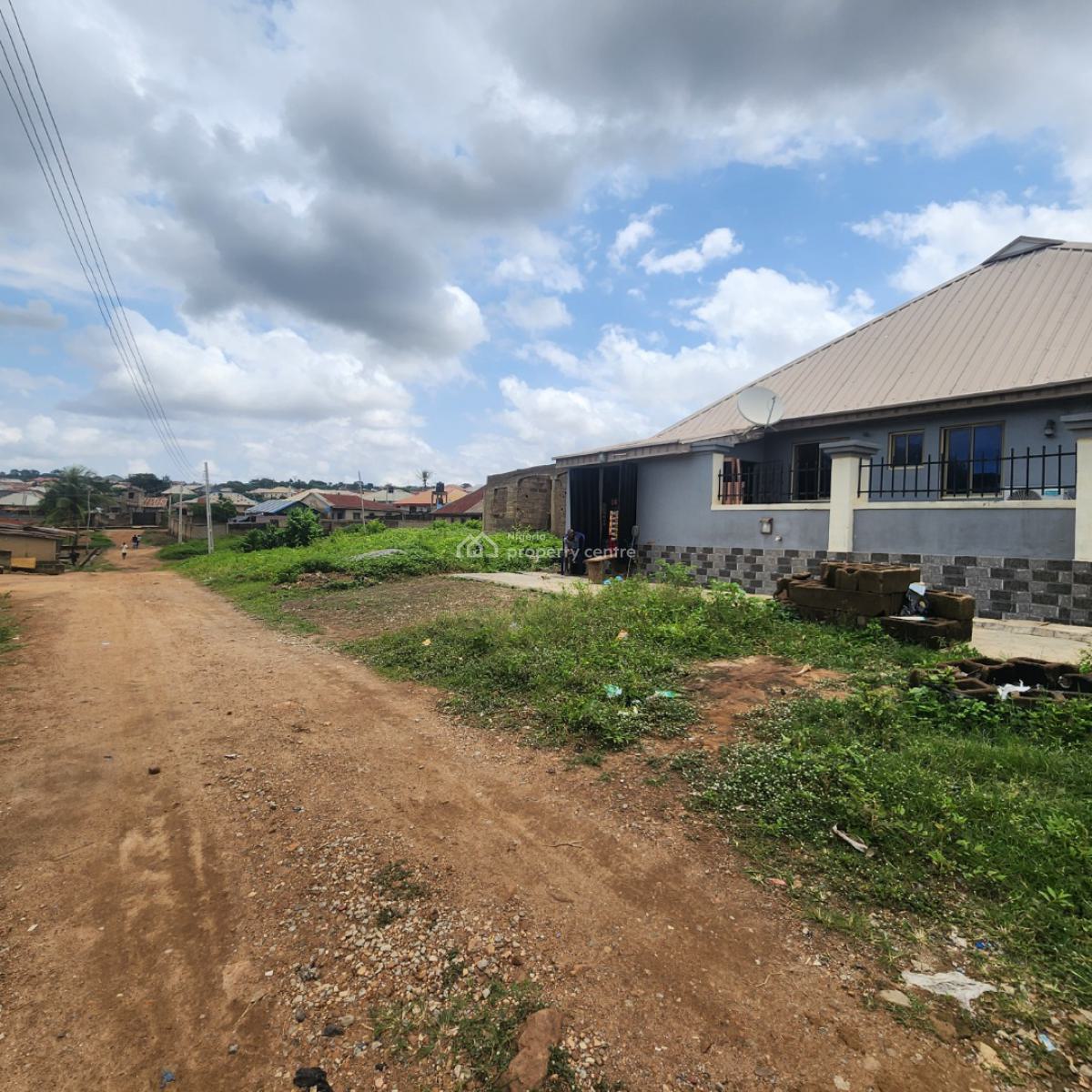 Two Units of Room/parlor Self-contained and a Room Self-contained, Iyana Agbala, Ibadan, Oyo, Detached Bungalow for Sale