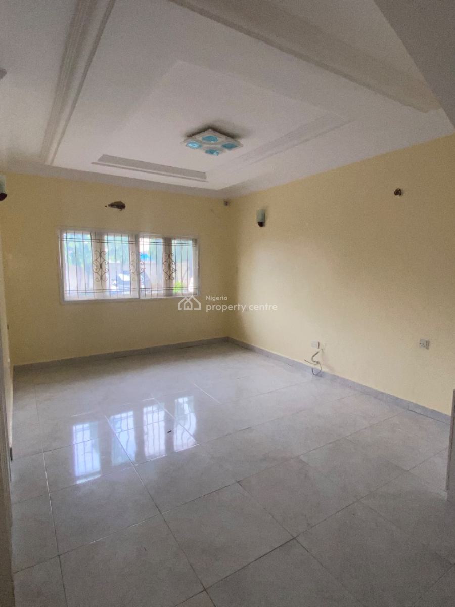 Experience Comfort and Serenity in This 3 Bedroom Terraced Duplex, Lekki Phase 1, Lekki, Lagos, Terraced Duplex for Rent