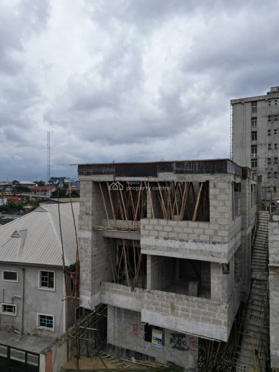 Earn Monthly Without Lifting a Finger 100% Luxury, Perez Court, Surulere, Lagos, Flat / Apartment for Sale