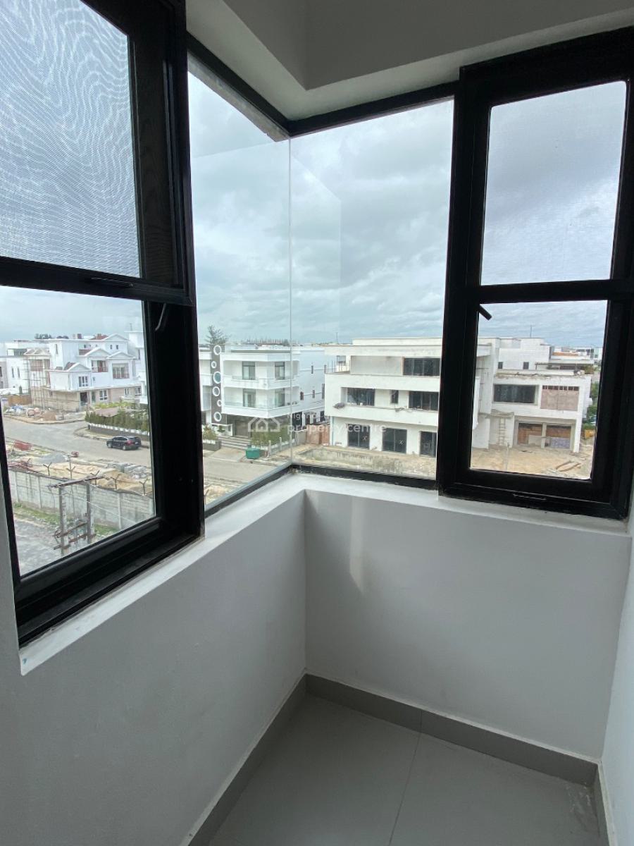 Newly Built Luxury 3 Bedroom Flat 5th Floor in an Estate, Along Banana Island Road, Ikoyi, Lagos, Flat / Apartment for Rent