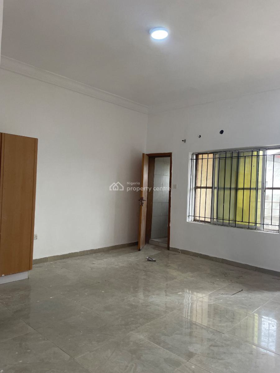 Big Studio with Big Kitchen, Chevron Drive, Lekki Expressway, Lekki, Lagos, Self Contain (single Rooms) for Rent