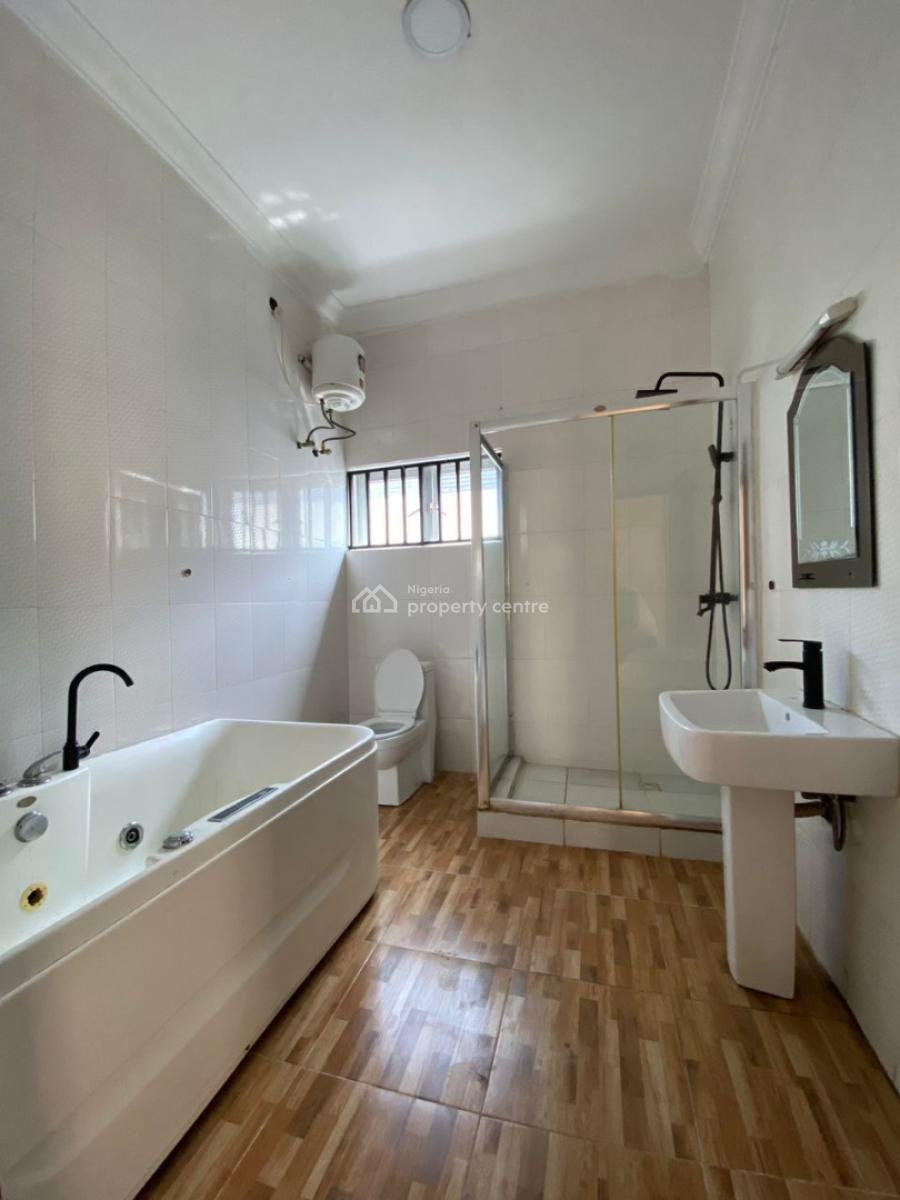 Luxurious Master Bedroom, Agungi, Lekki, Lagos, Self Contain (single Rooms) for Rent