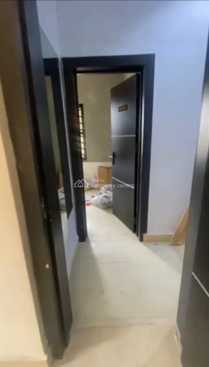 Nice Newly Renovated  Mini Flat with P.o.p ,screeded Walls and So on, Adelabu, Surulere, Lagos, Mini Flat (room and Parlour) for Rent