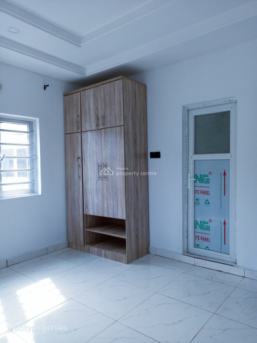 Sharp 2 Bedroom Apartment, Ogombo, Ajah, Lagos, Flat / Apartment for Rent