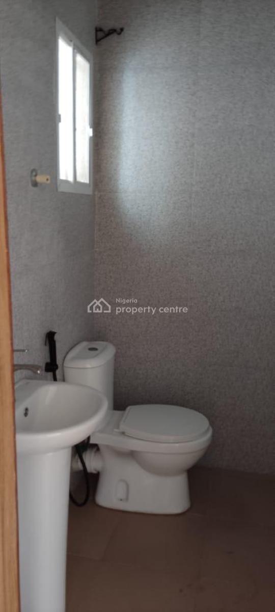 2 Bedroom Apartment, Around Lbs, Ajah, Lagos, Flat / Apartment for Rent