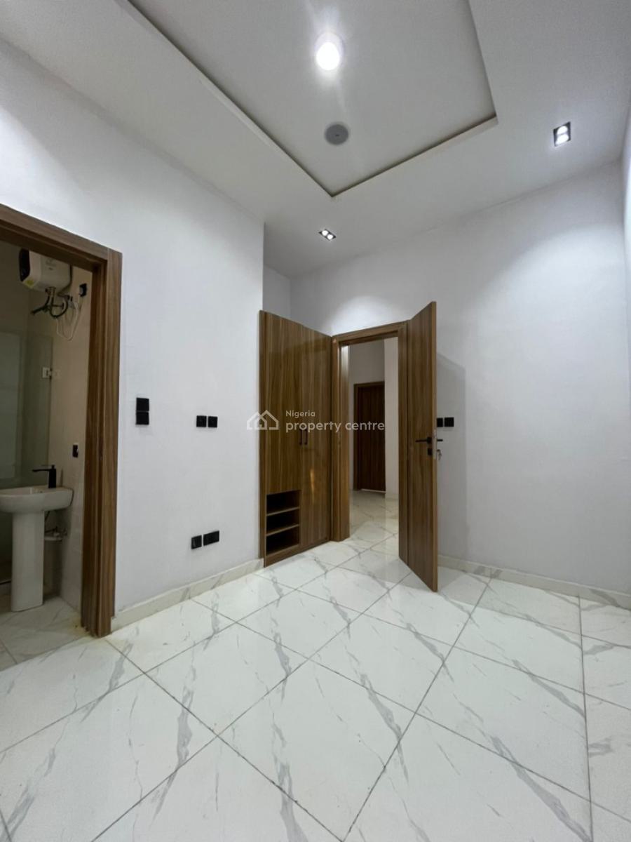 4 Bedroom Terrace Duplex, Lafiaji, Orchid Road, Lekki, Lagos, Flat / Apartment for Sale