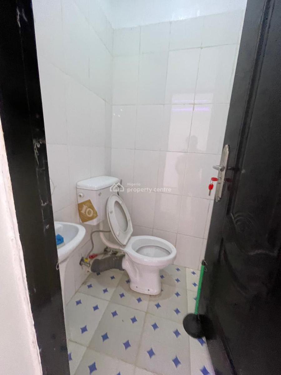 Luxury One Bedroom Apartment in a Serene Environment, Diplomatic Zone, Katampe Extension, Katampe, Abuja, Flat / Apartment for Rent