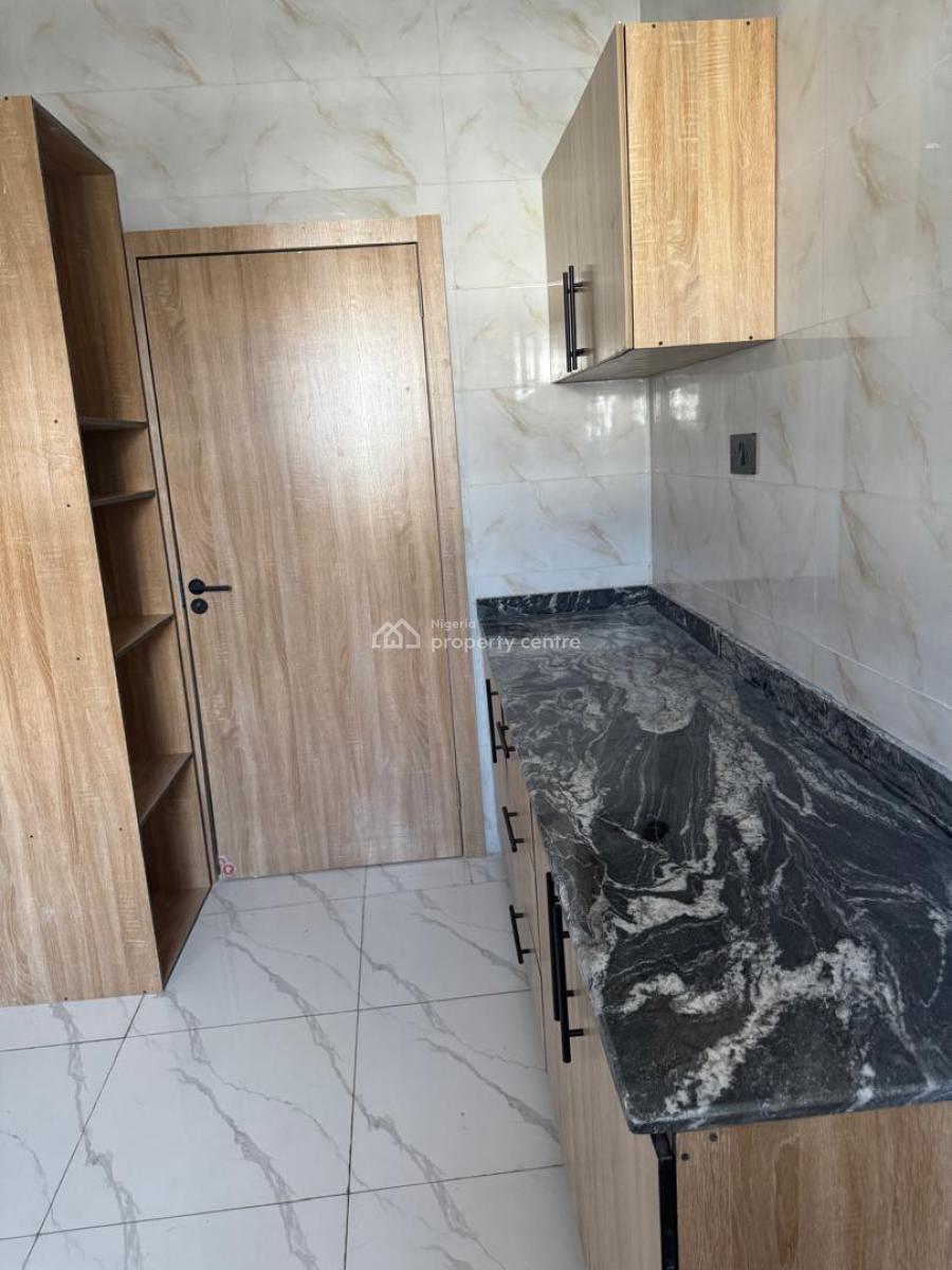 2 Bedroom Apartment, Ologolo, Lekki, Lagos, Flat / Apartment for Rent