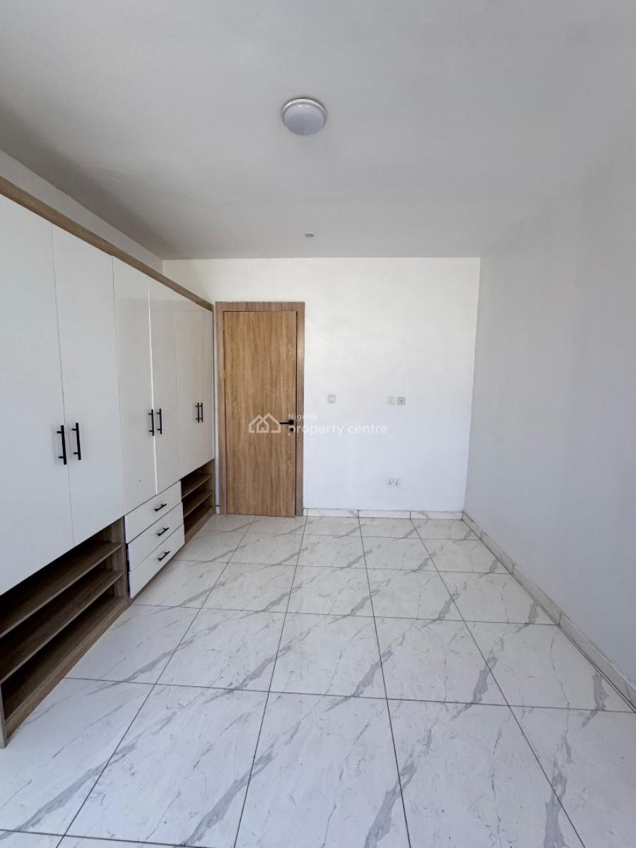 Well Designed 2 Bedroom Apartment, Ikate, Lekki, Lagos, Block of Flats for Sale