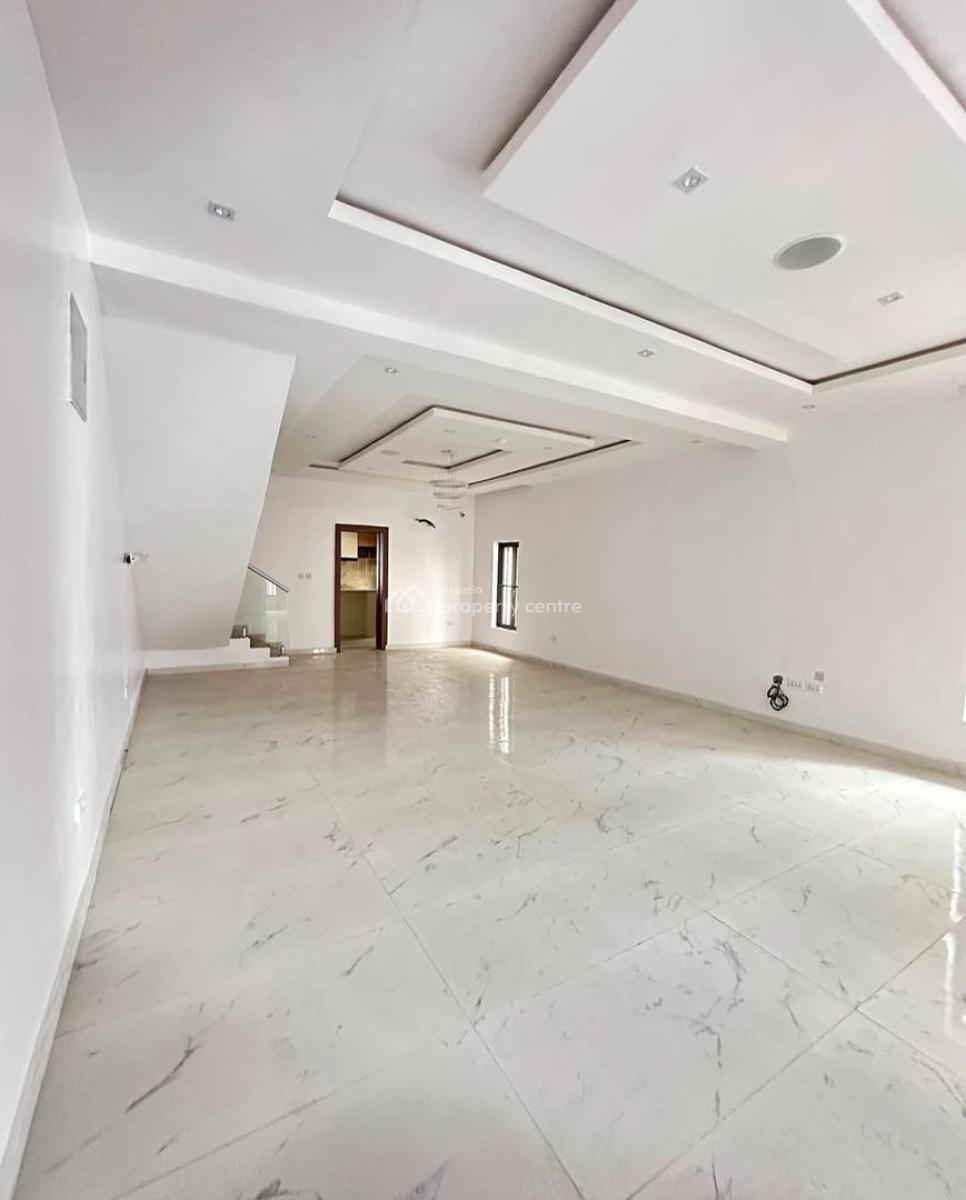 Well-finished 5 Bedroom Semidetached & Bq, Lekki Phase 1, Lekki, Lagos, Semi-detached Duplex for Sale