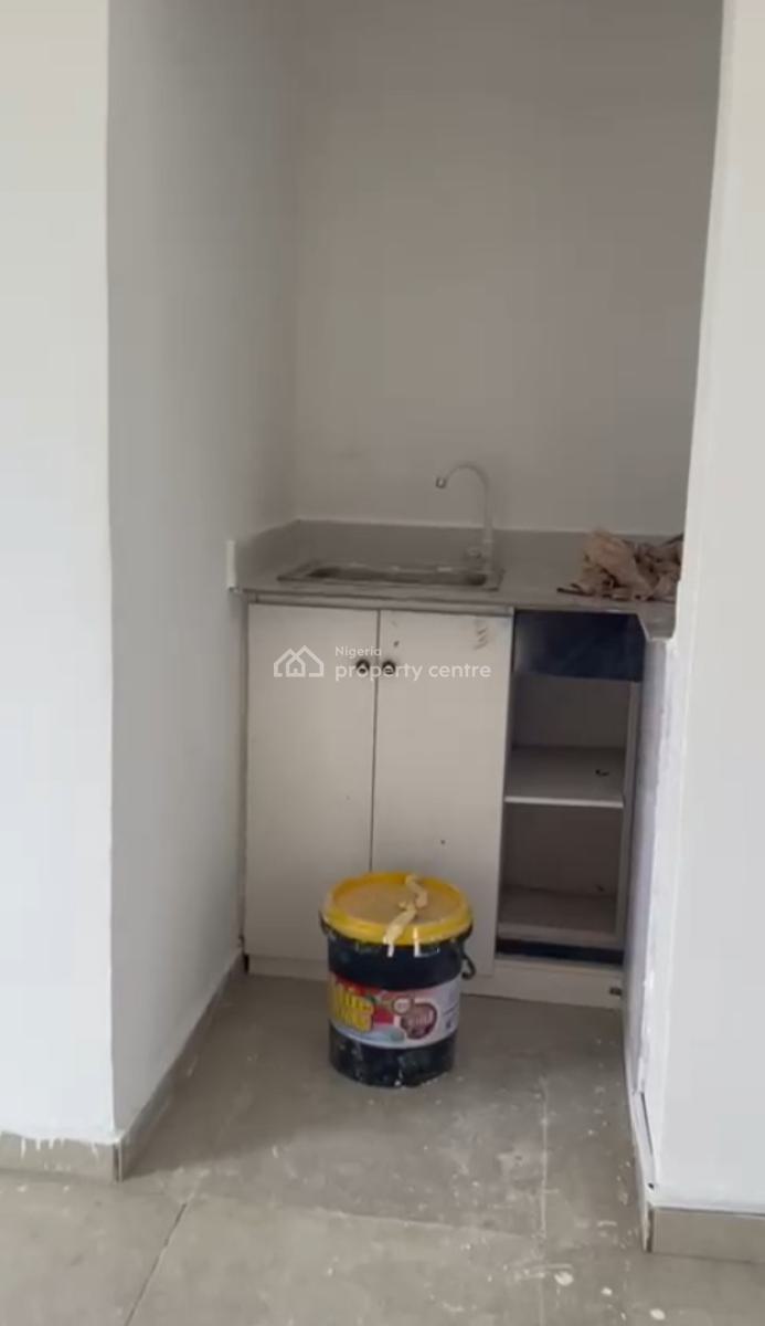 Spacious Serviced Studio Apartment, Chevron Drive, Lekki, Lagos, Self Contain (single Rooms) for Rent
