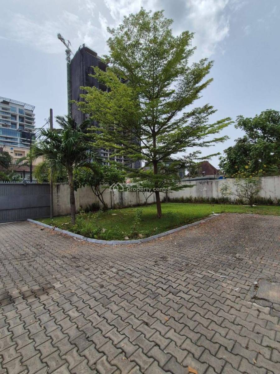 Luxury 4 Bedroom Duplex in a Serene Environment, Ikoyi, Lagos, Semi-detached Duplex for Rent