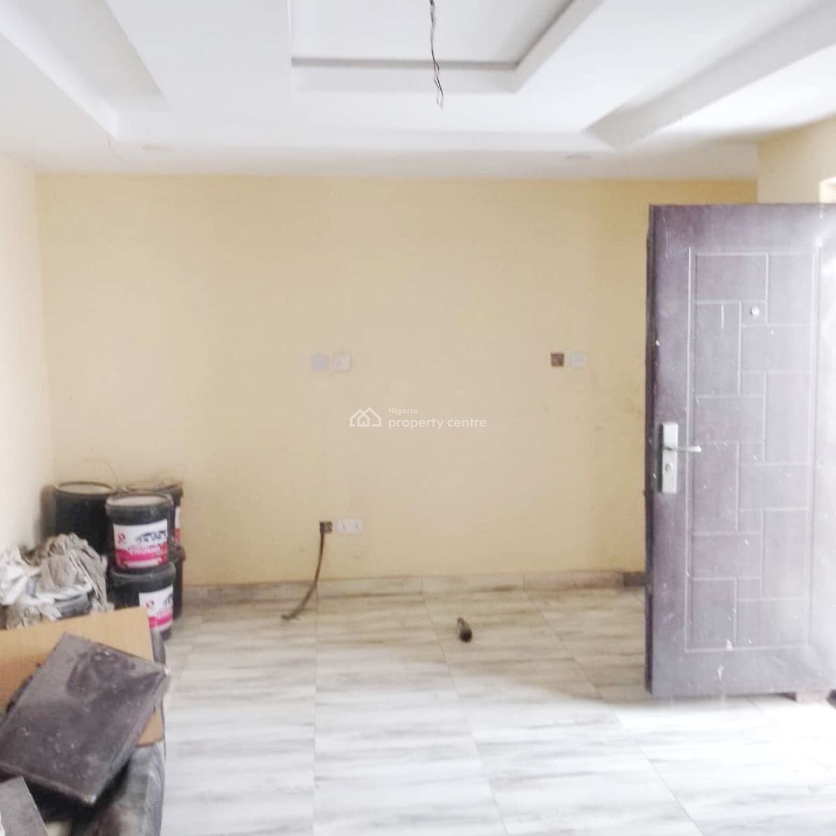 a Well Maintained Spacious 3 Bedroom Flat, Gra Phase 1, Magodo, Lagos, Flat / Apartment for Rent